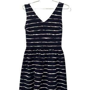 Aqua Navy Blue and White Sleeveless V-Neck Sundress Size‎ M